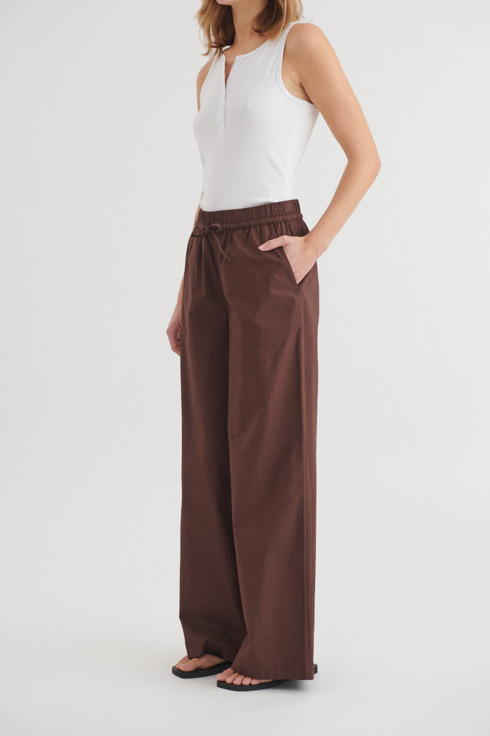 Basic Apparel Ida Pants Bukser 864 Chicory coffee
